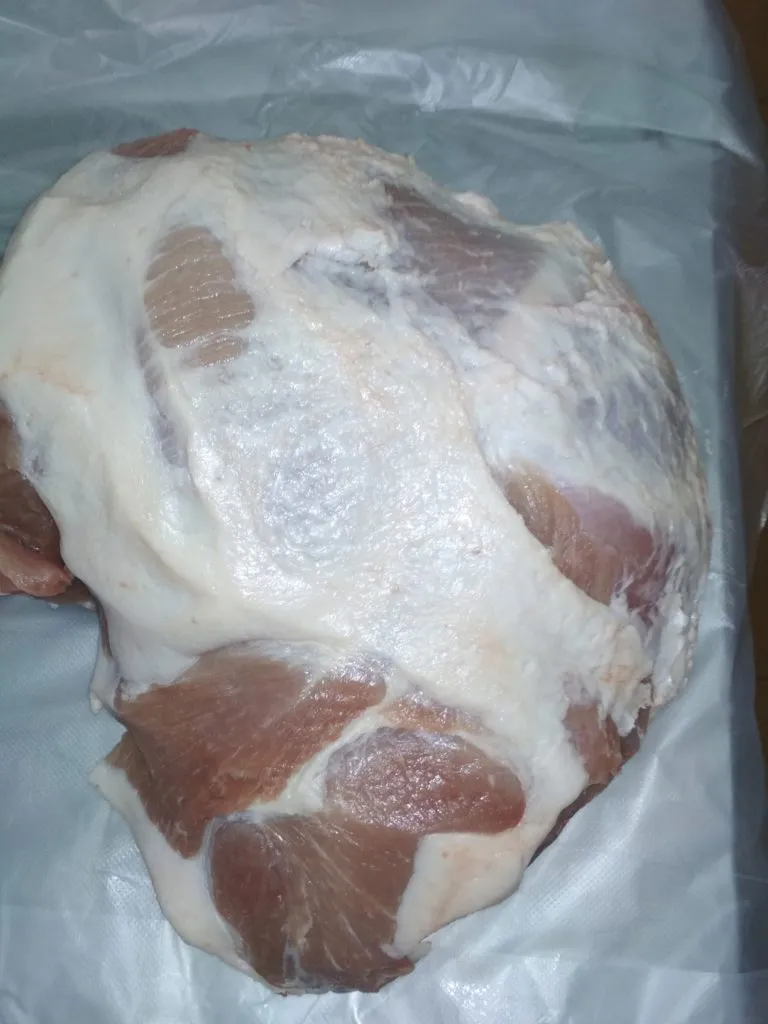 фотография продукта Окорок свиной замороженный